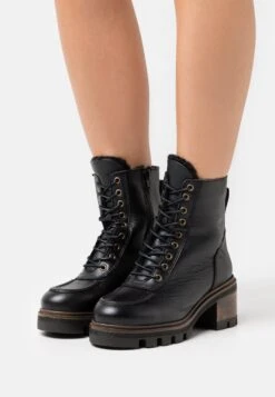 Anna Field Leather Winter Bootie - Snowboots- Black