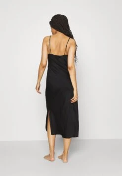 Anna Field Bridal Nightie - Nachtjapon - Black 8 Anna Field Bridal Nightie - Nachtjapon - Black -Anna Field 165d027c72b3441e80664084fe2b38b1