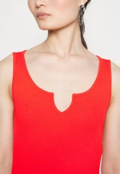 Top - Red -Anna Field 1fc19ef5400340ff828e44d512560d50