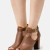 Anna Field Leather - Sandalen Met Enkelbandjes - Cognac