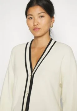 Anna Field Vest - White/Black 9 Anna Field Vest - White/Black -Anna Field 55c28cd6b0244f00a33a5690b7d4c471