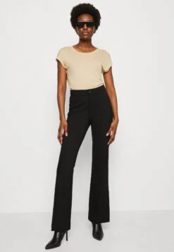 Anna Field 3 Pack - T-Shirt Basic - Beige/Off-White/Red -Anna Field b7c76c2e1daa4eababf3f8c773a1e340