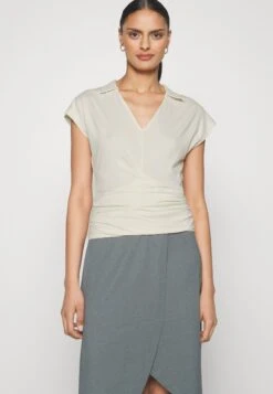 Anna Field Wrap Blouse- Blouse - Offwhite 13 Anna Field Wrap Blouse- Blouse - Offwhite -Anna Field e32e10cda0cc4b0aac7db79e529dcd11